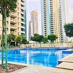 29 Boulevard Tower 2 - 2 Bedroom Holiday Home Apartment